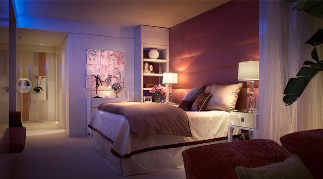 White Loft - Den - Den / Master Bedroom